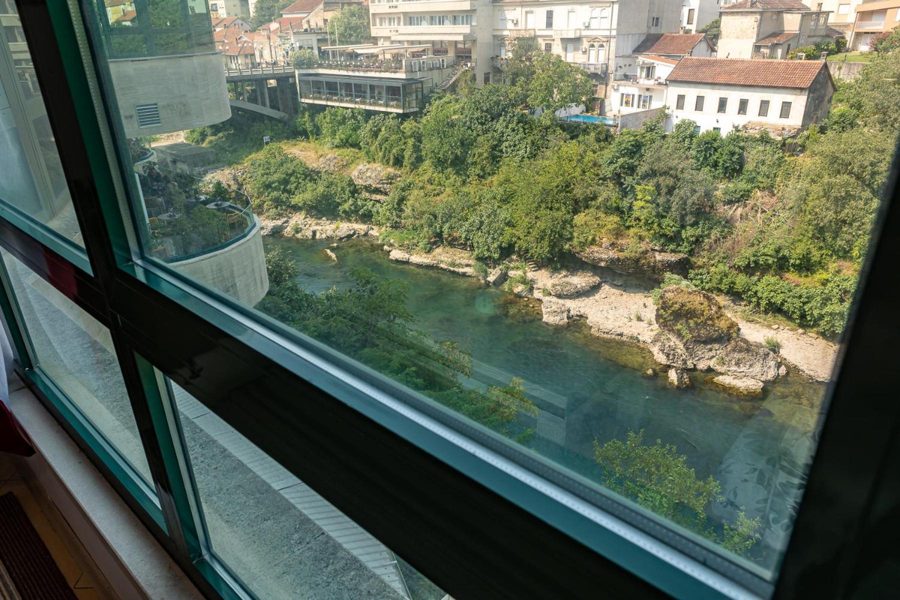 River Harmony Apartment Мостар Экстерьер фото